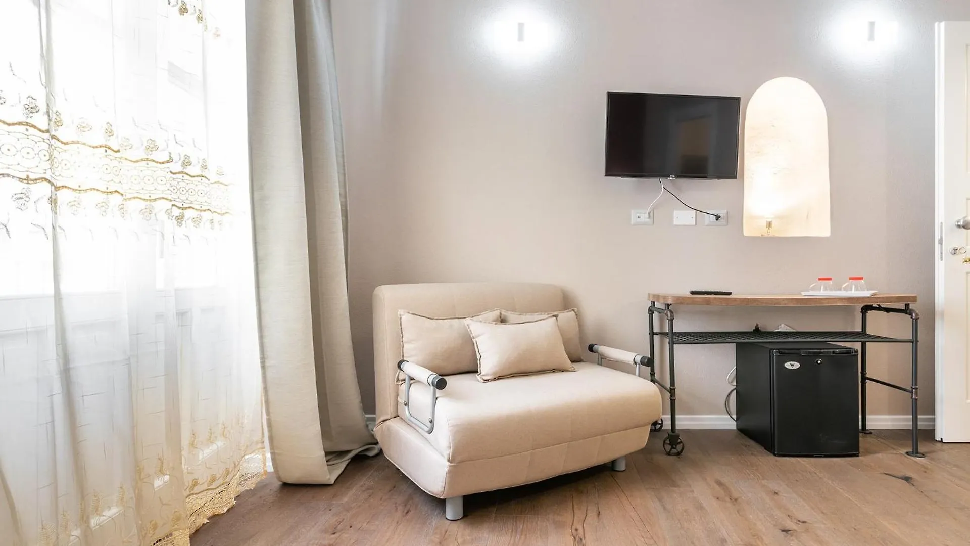 Affittacamere Estay Garibaldi Cagliari Italia